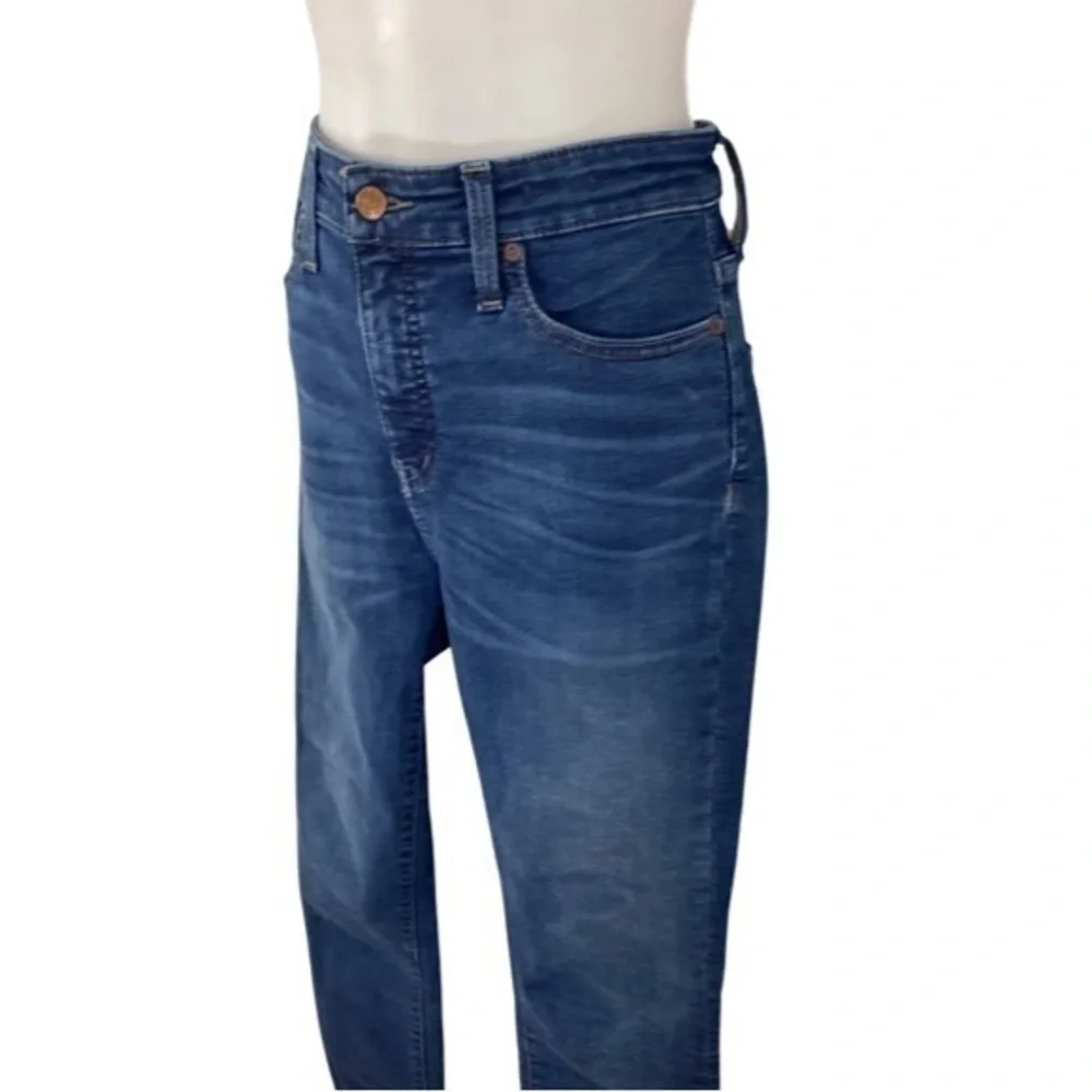 Madewell Curvy High-Rise Skinny Jeans in Hayes Wash
